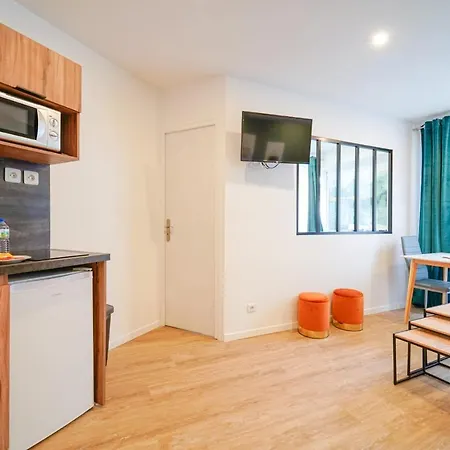 Design In Center 8th Neighborhood *